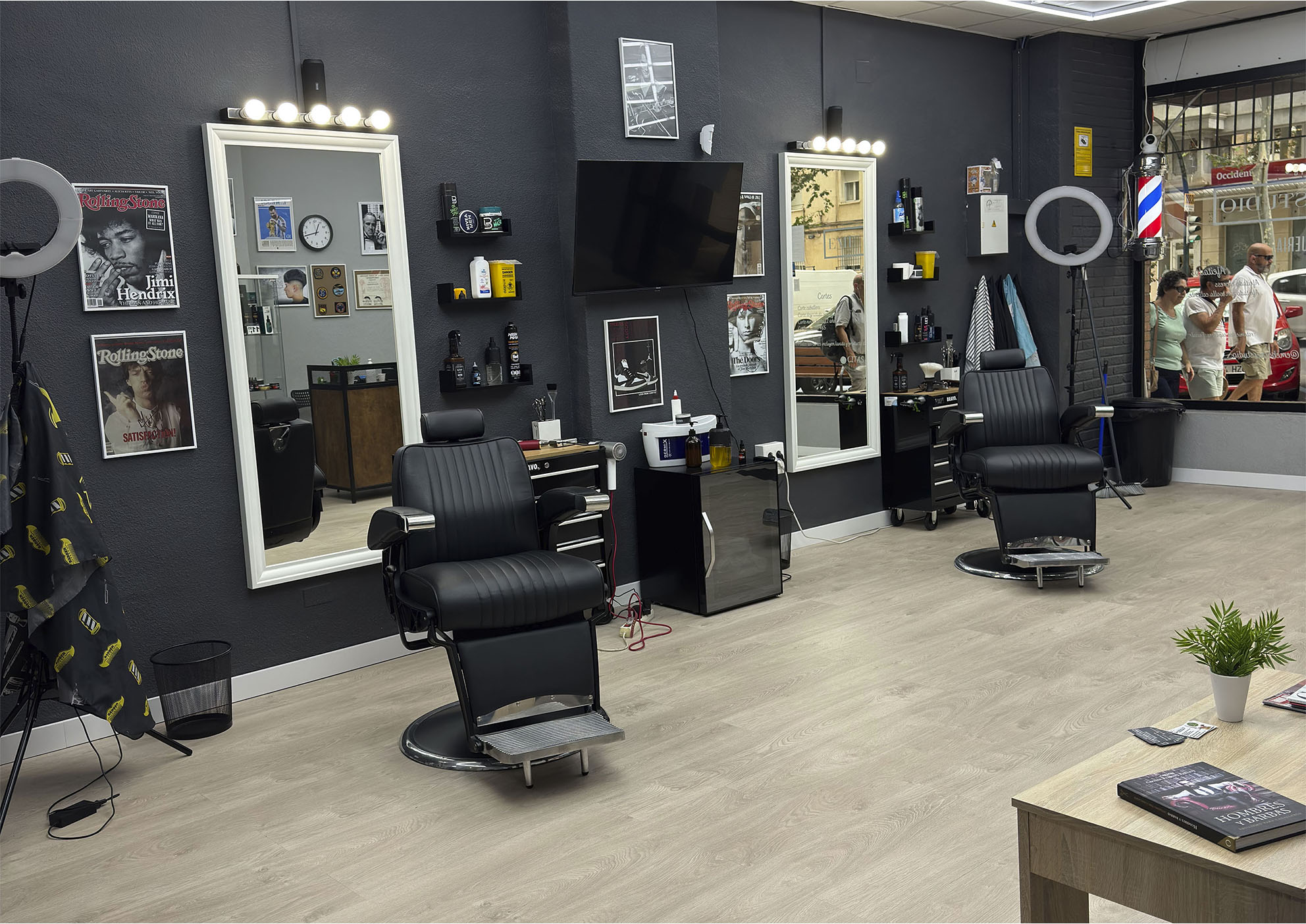 Eme Barber